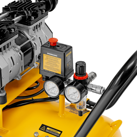 Поршневой компрессор  DLS 1800/100