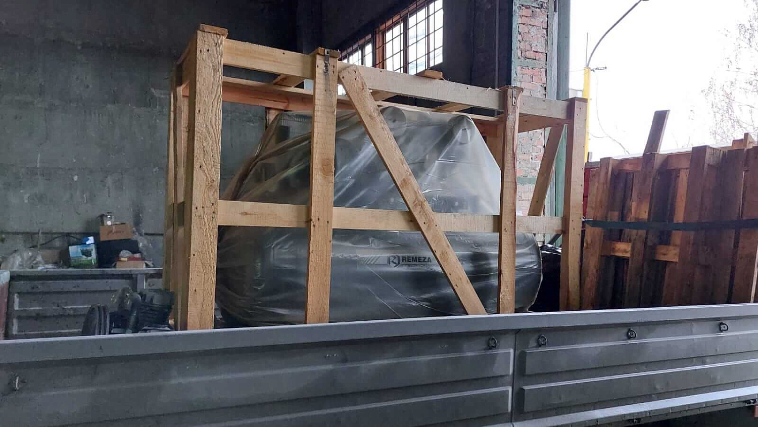 Отгрузка поршневого компрессора REMEZA СБ4/Ф-500.LT100 в г. Новосибирск