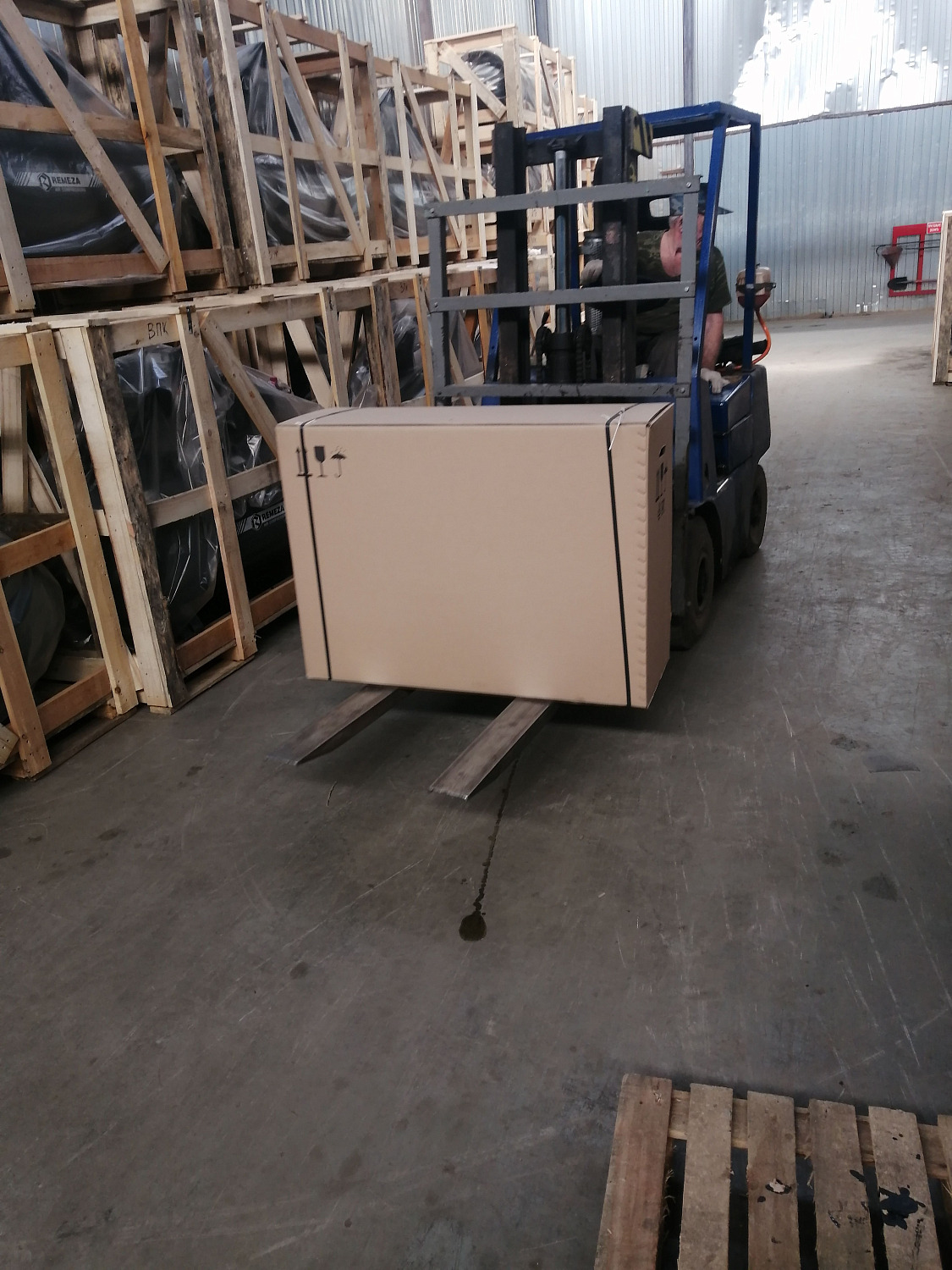 Отгрузка поршневого компрессора REMEZA