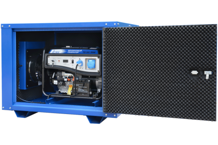 Бензиновый генератор ТСС SGG 10000Ei в кожухе