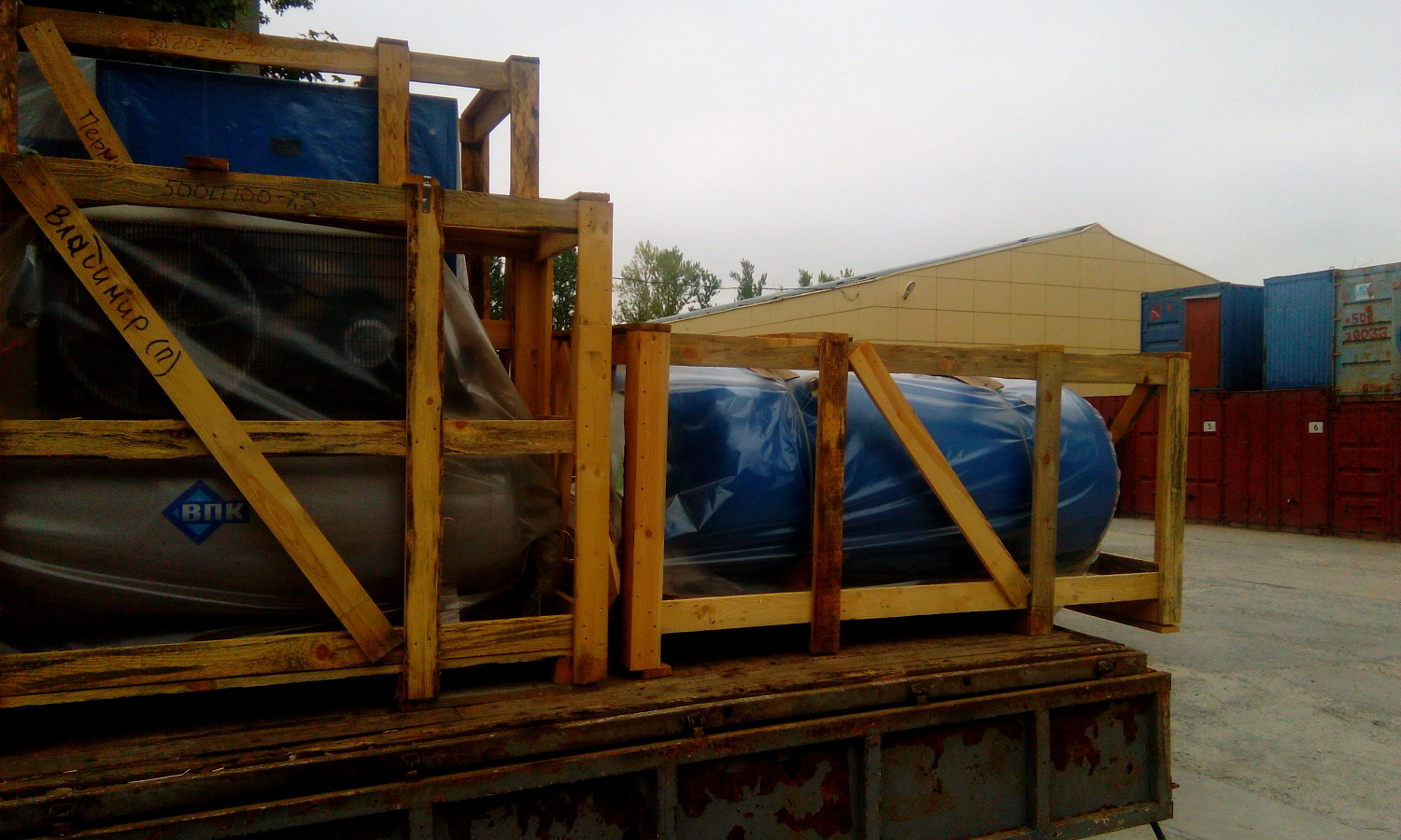 Отгрузка поршневого и винтового компрессоров в транспортную компанию