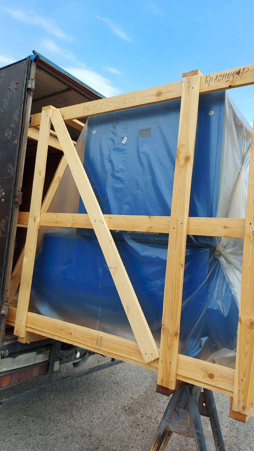 Отгрузка компрессоров REMEZA для транспортной компании